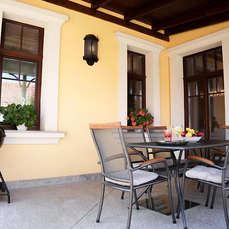 Varkert Deluxe Apartmanhaz Miszkolc Zewnętrze zdjęcie