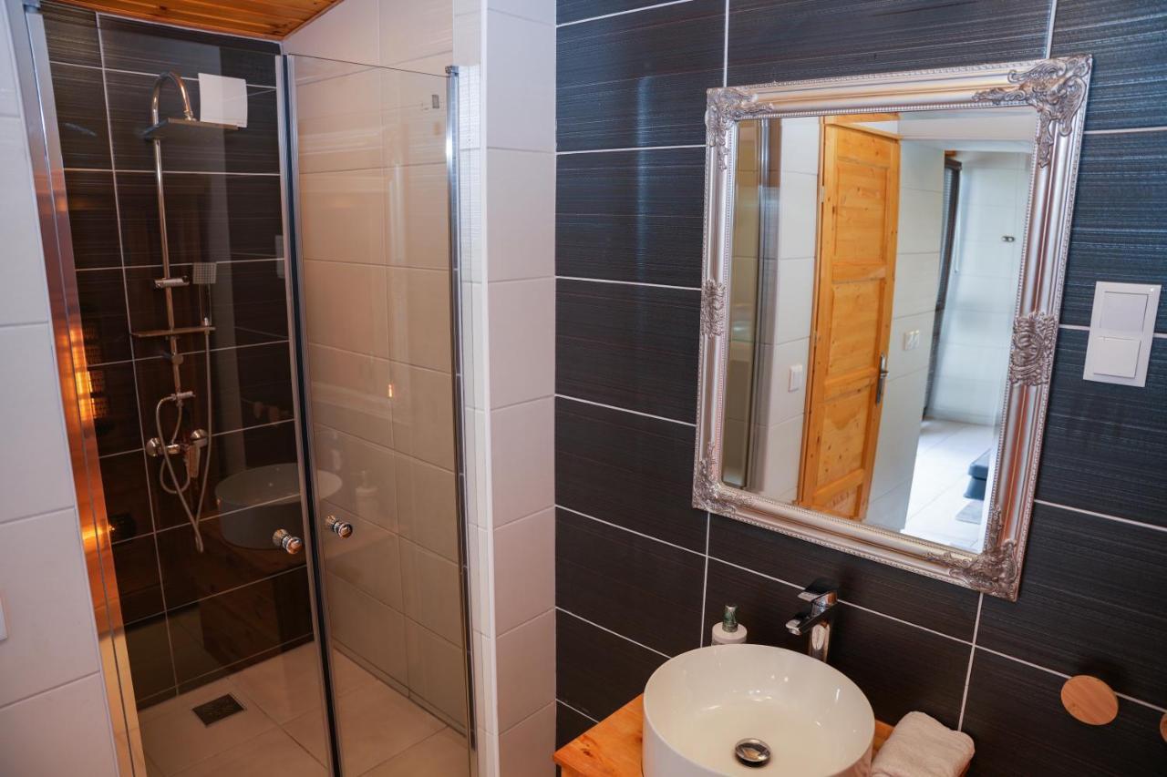 Varkert Deluxe Apartmanhaz Miszkolc Zewnętrze zdjęcie