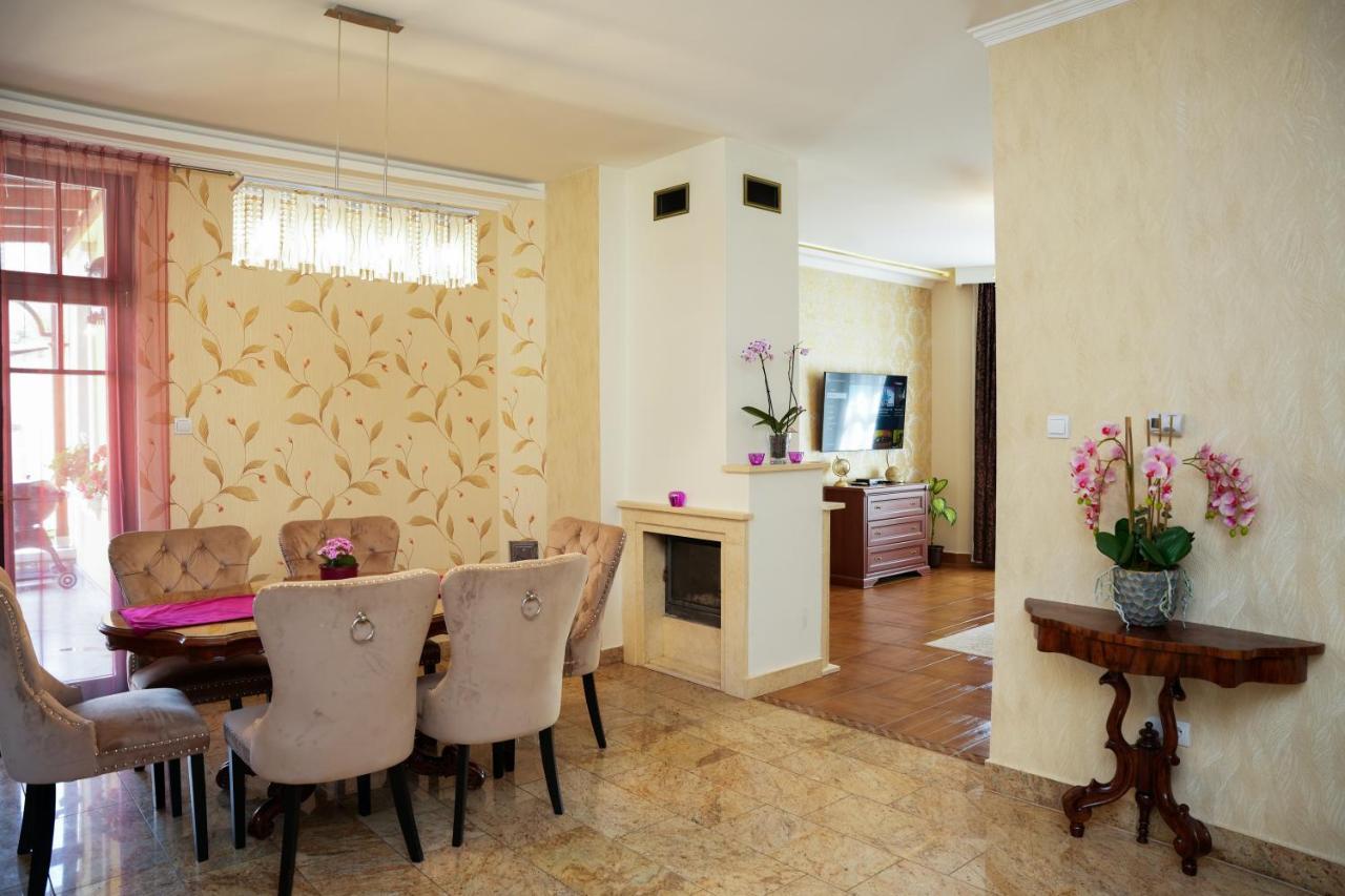 Varkert Deluxe Apartmanhaz Miszkolc Zewnętrze zdjęcie