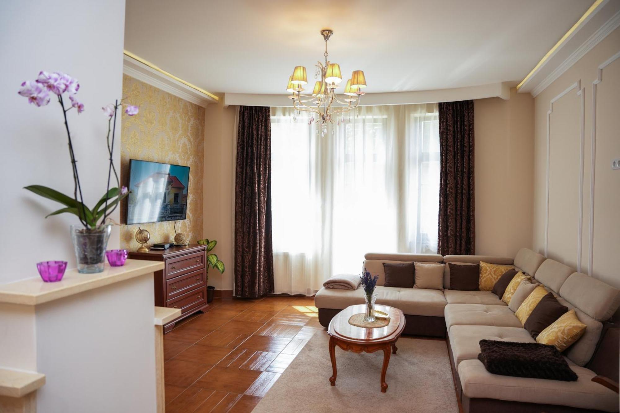Varkert Deluxe Apartmanhaz Miszkolc Zewnętrze zdjęcie