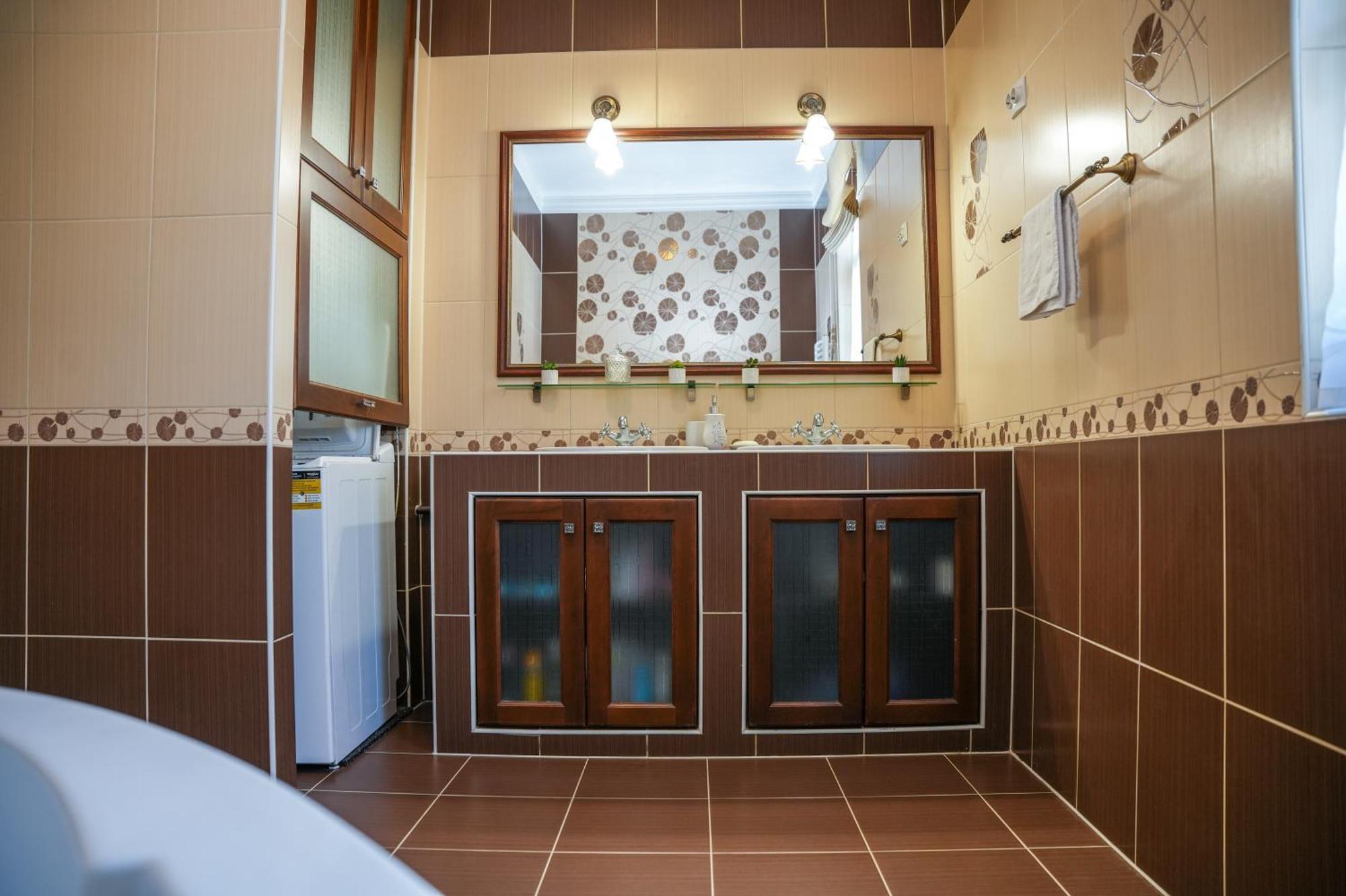 Varkert Deluxe Apartmanhaz Miszkolc Zewnętrze zdjęcie