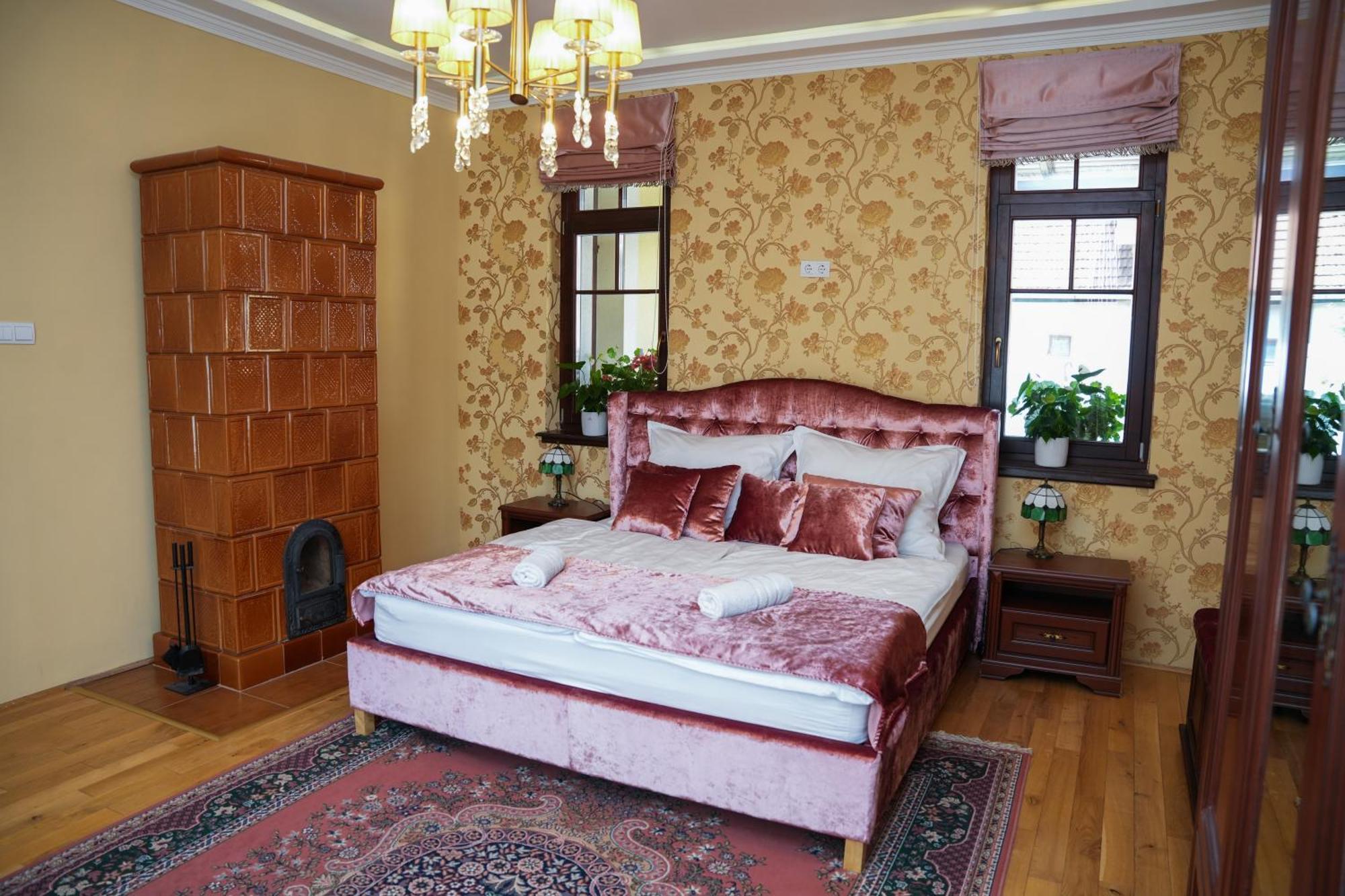 Varkert Deluxe Apartmanhaz Miszkolc Zewnętrze zdjęcie