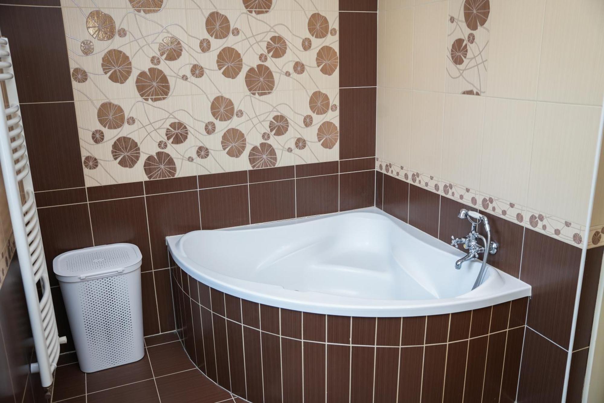 Varkert Deluxe Apartmanhaz Miszkolc Zewnętrze zdjęcie